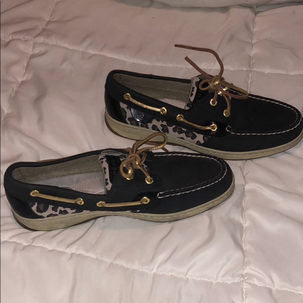 Black and leopard print sperry’s